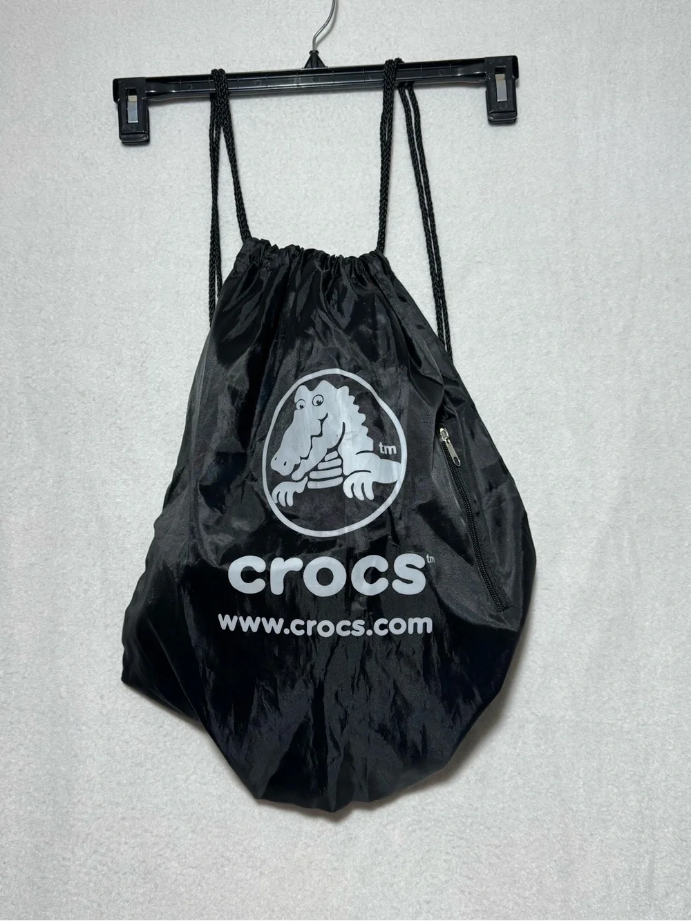 Vintage Crocs Black Drawstring Backpack Cinch Bag with Zipper Pocket